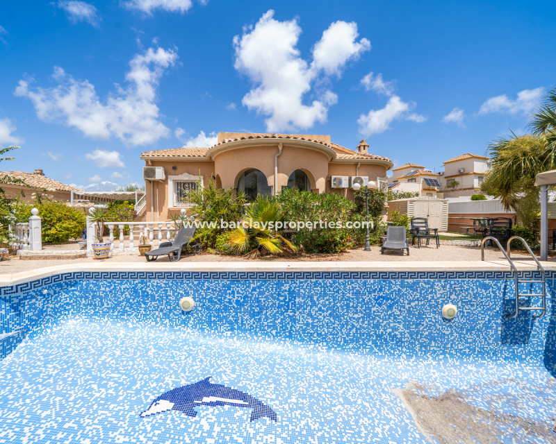 Resale - Fristaende Villa  - Urb. La Marina