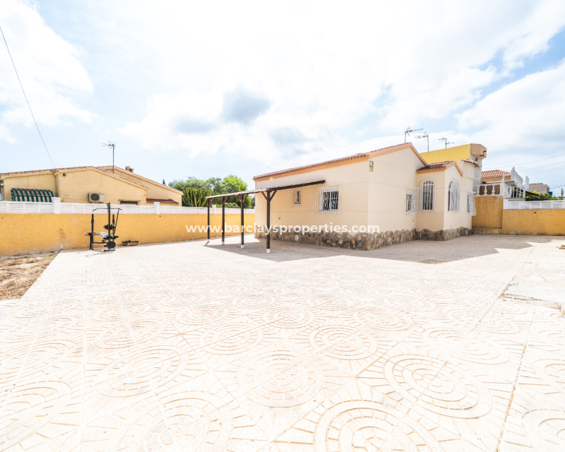 Resale - Fristaende Villa  - Urb. La Marina