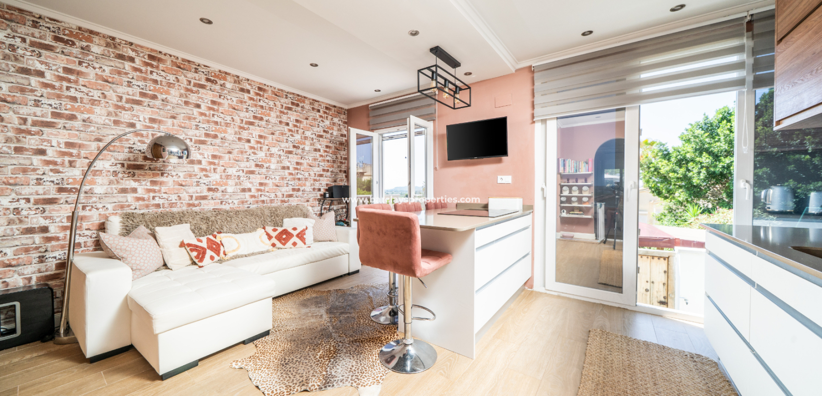 Resale - Fristaende Villa  - Urb. La Marina