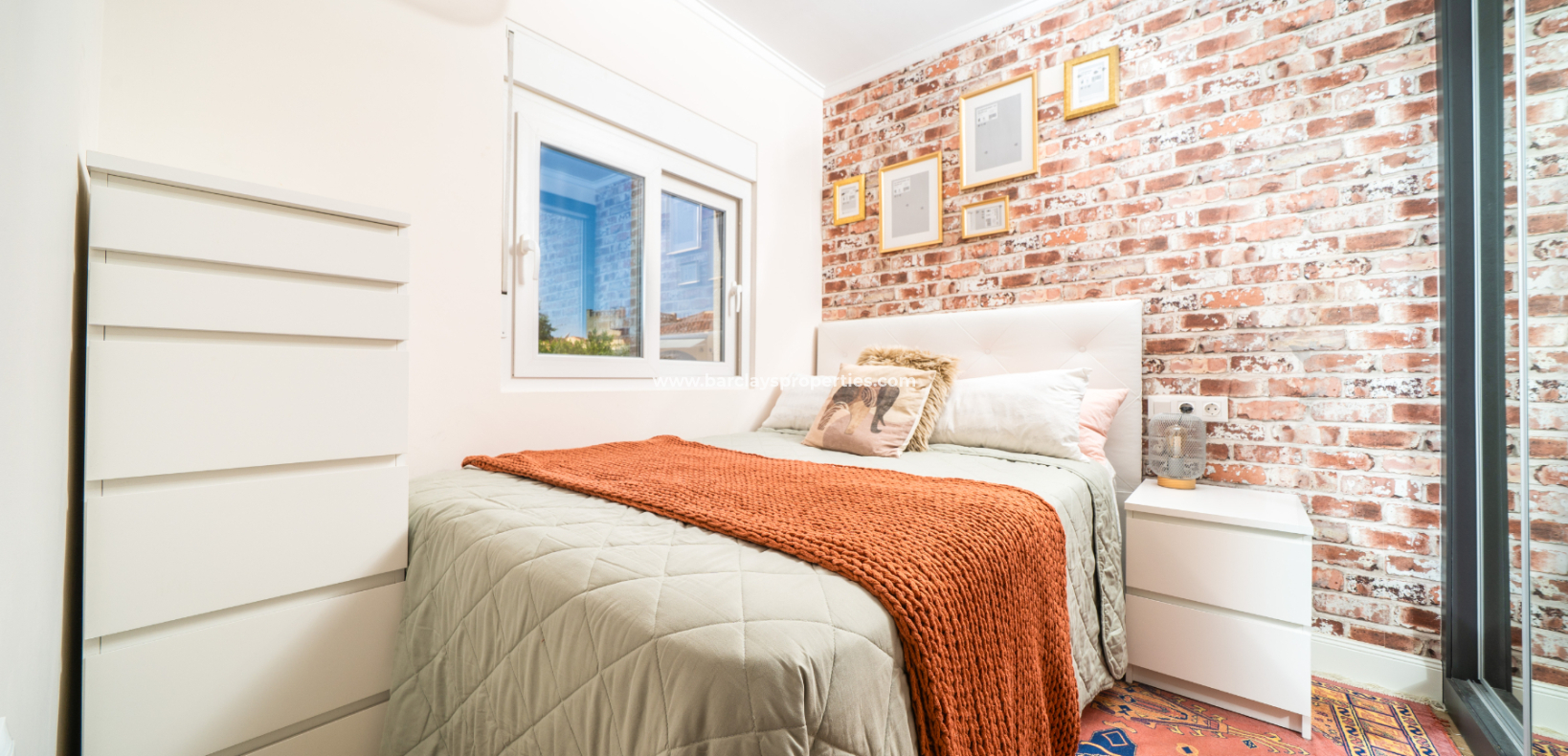 Resale - Fristaende Villa  - Urb. La Marina