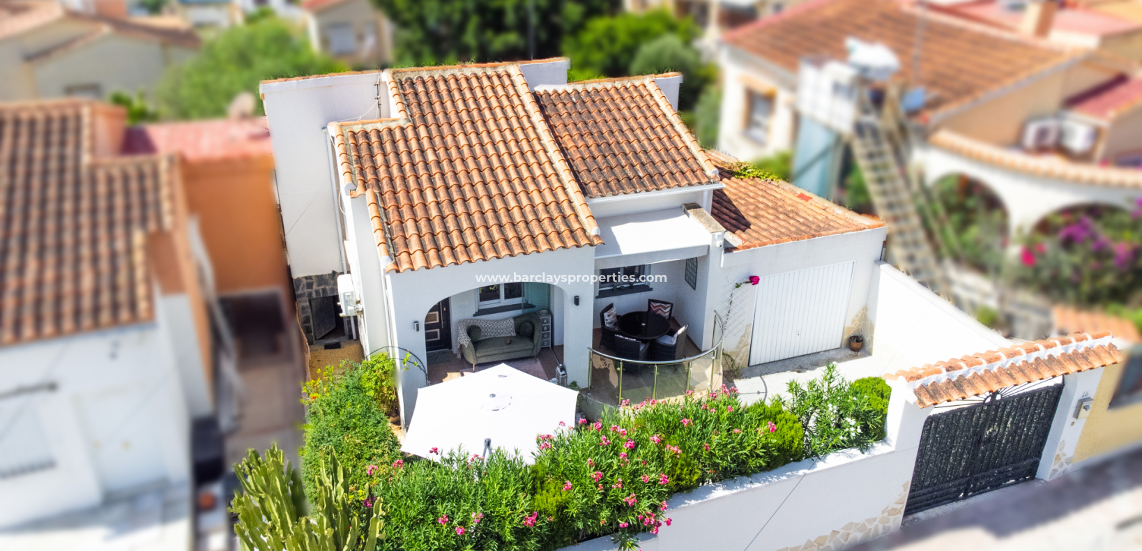 Resale - Fristaende Villa  - Urb. La Marina