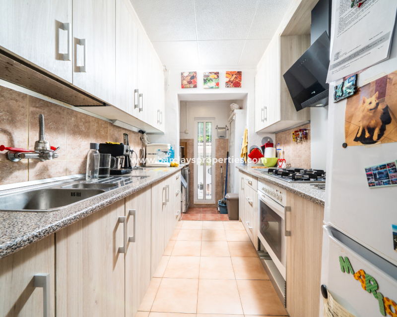 Resale - Fristaende Villa  - Urb. La Marina