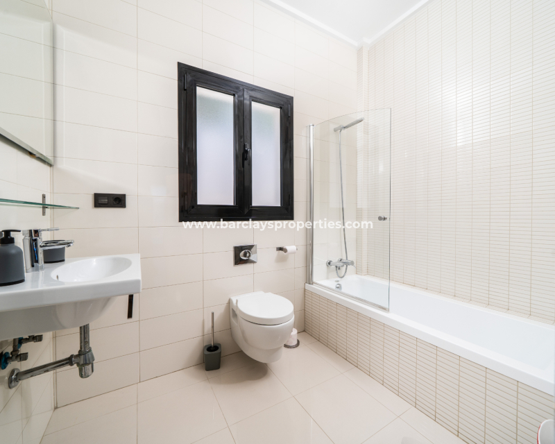 Resale - Fristaende Villa  - Urb. La Marina