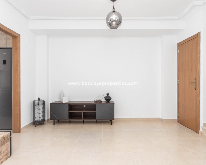 Resale - Fristaende Villa  - Urb. La Marina