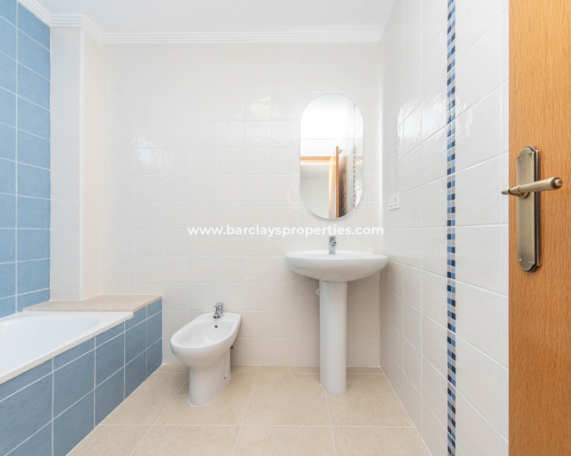 Resale - Fristaende Villa  - Urb. La Marina