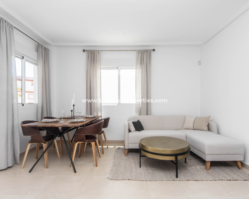 Resale - Fristaende Villa  - Urb. La Marina