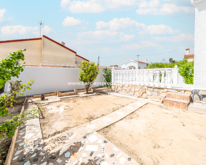 Resale - Fristaende Villa  - Urb. La Marina