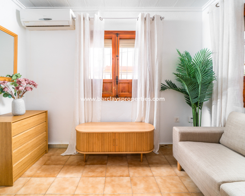 Resale - Fristaende Villa  - Urb. La Marina