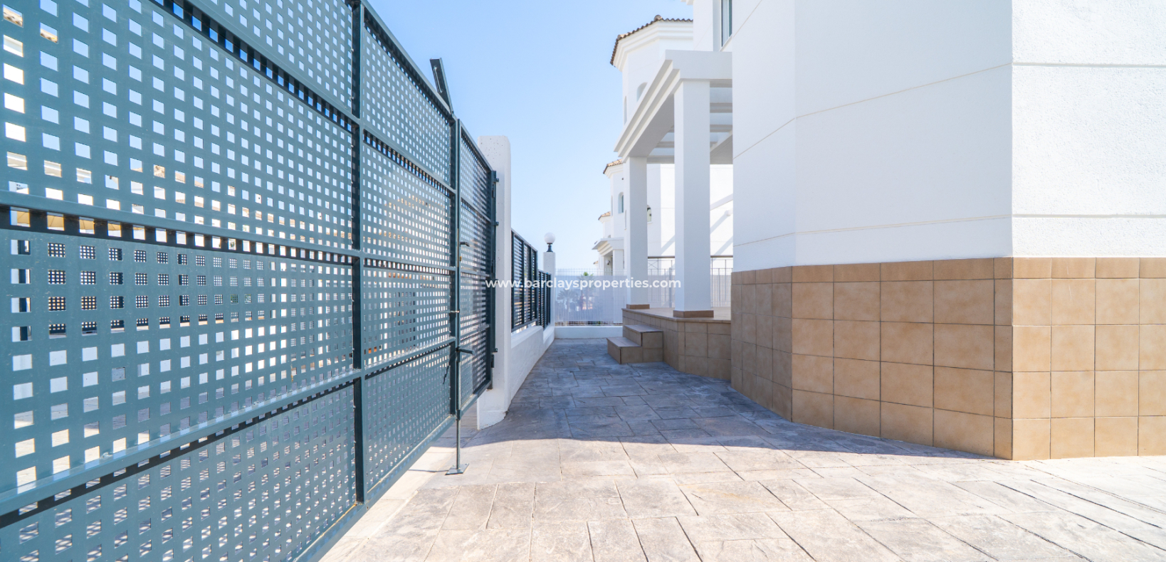 Resale - Fristaende Villa  - Urb. La Marina