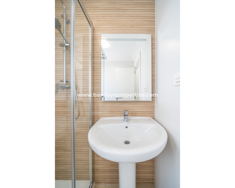 Resale - Fristaende Villa  - Urb. La Marina