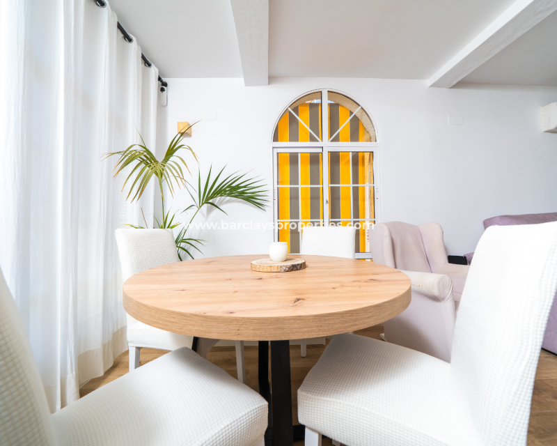 Resale - Fristaende Villa  - Urb. La Marina