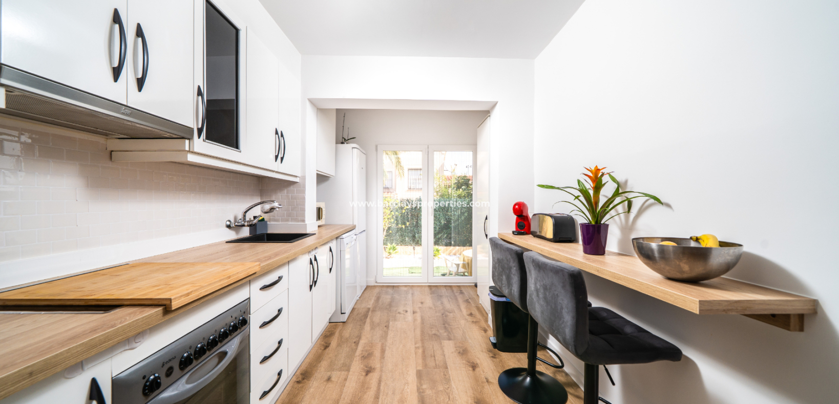 Resale - Fristaende Villa  - Urb. La Marina