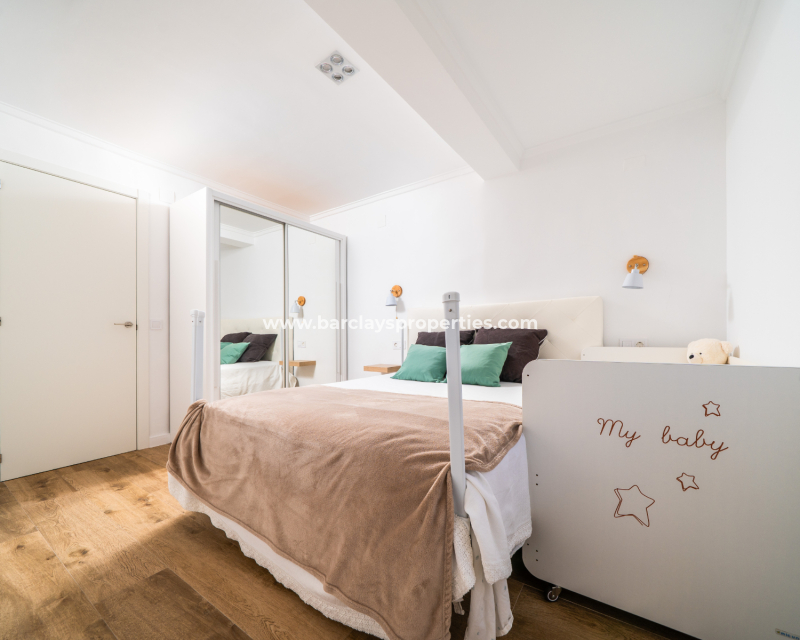 Resale - Fristaende Villa  - Urb. La Marina