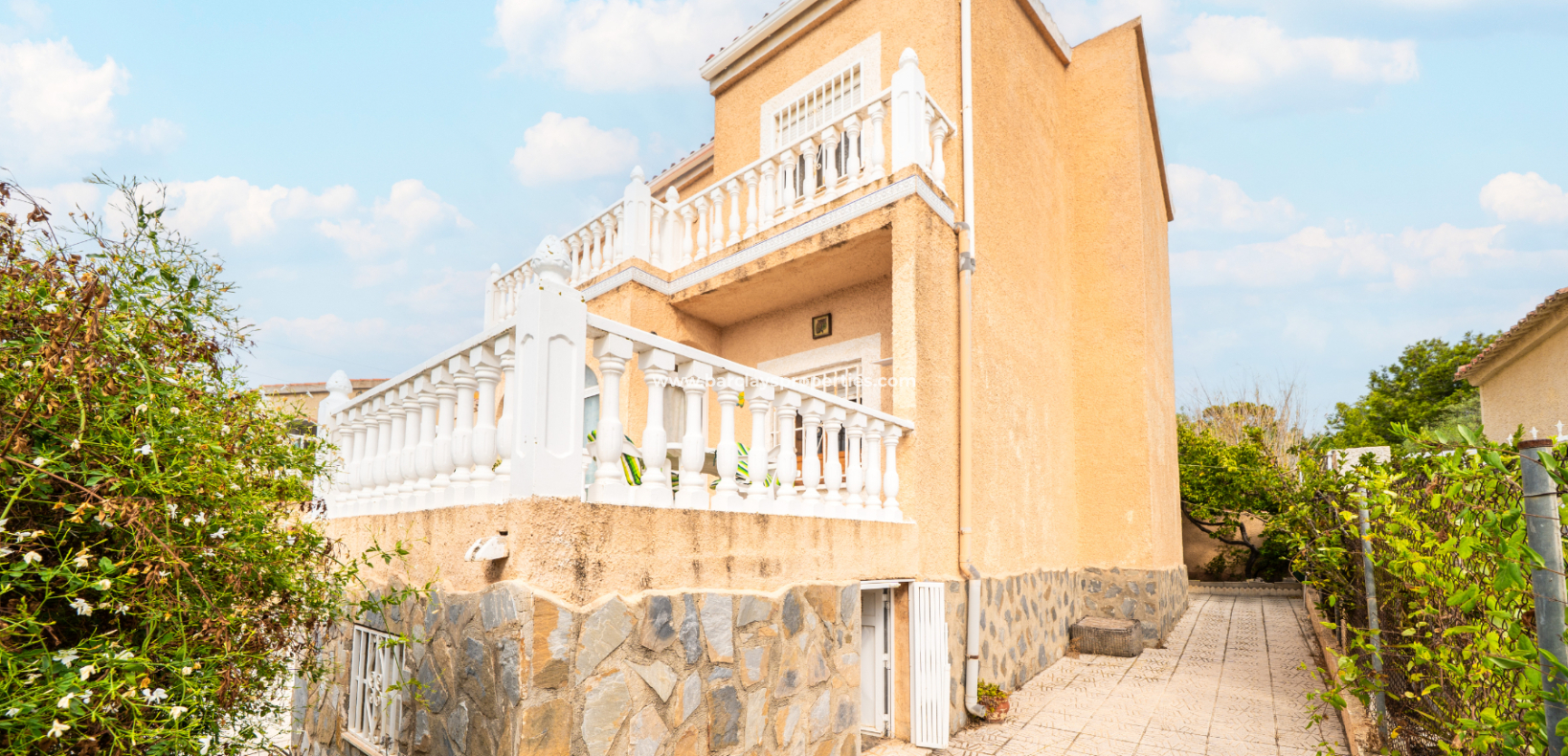 Resale - Fristaende Villa  - Urb. La Marina