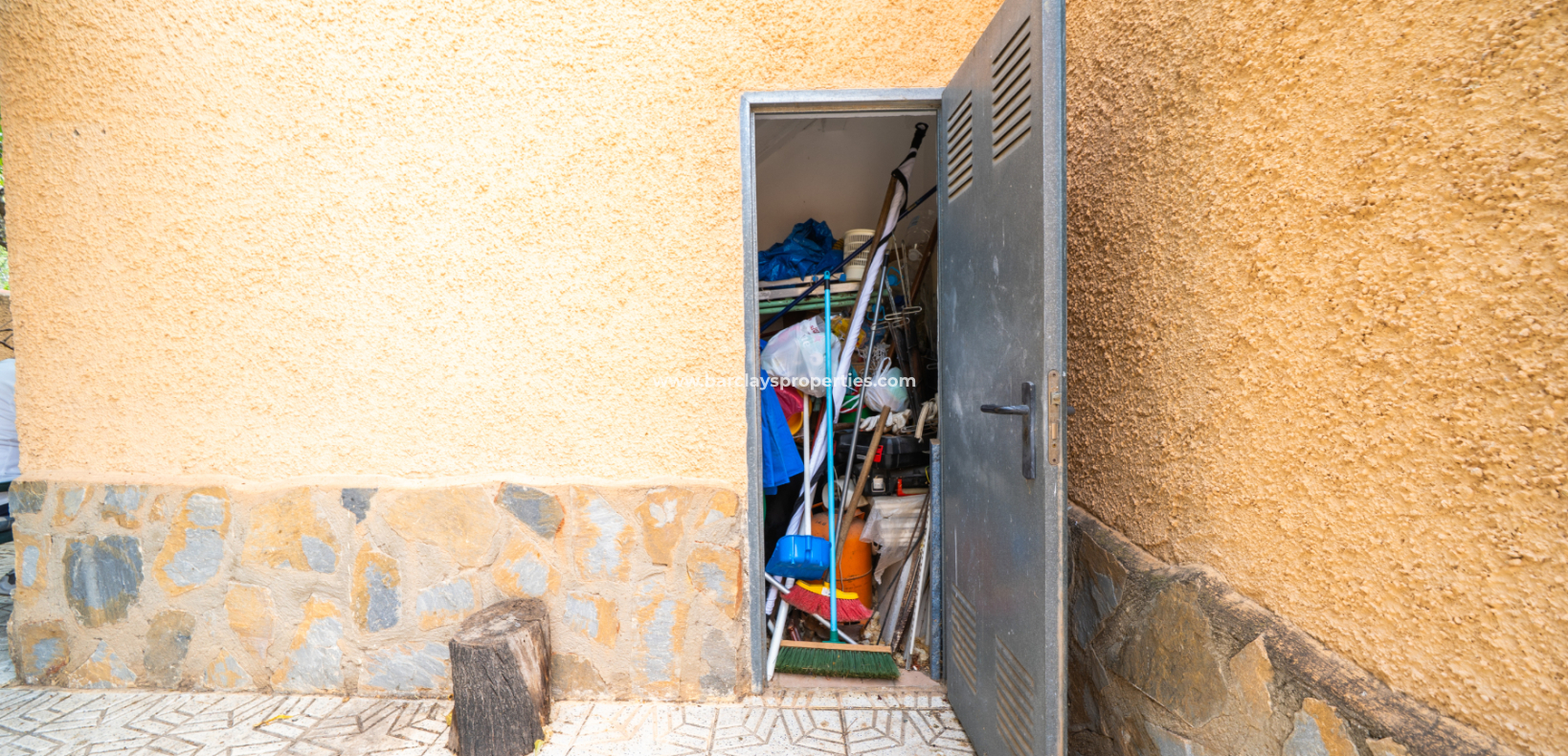 Resale - Fristaende Villa  - Urb. La Marina