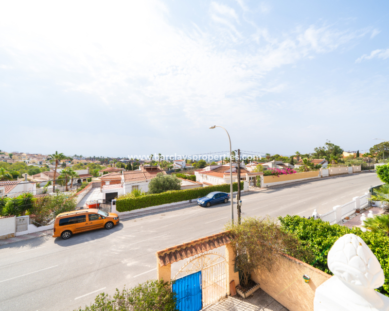 Resale - Fristaende Villa  - Urb. La Marina