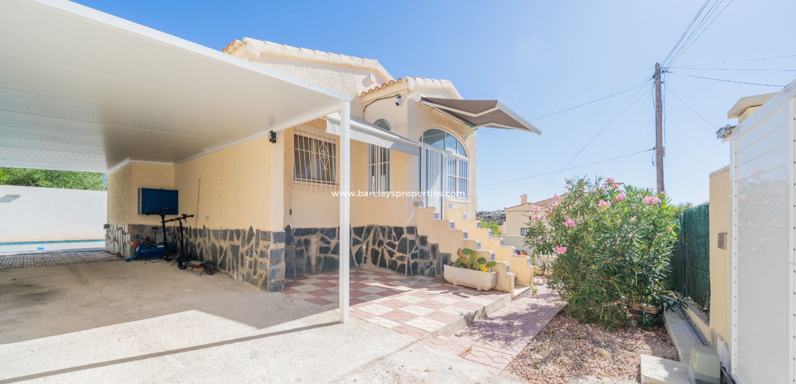 Resale - Fristaende Villa  - Urb. La Marina