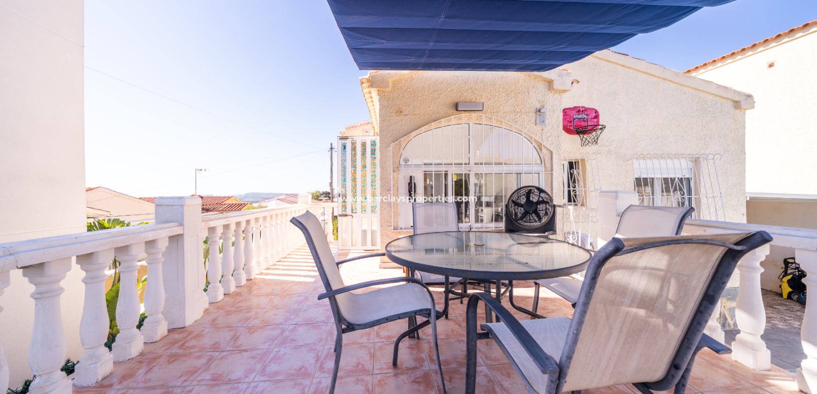 Resale - Fristaende Villa  - Urb. La Marina