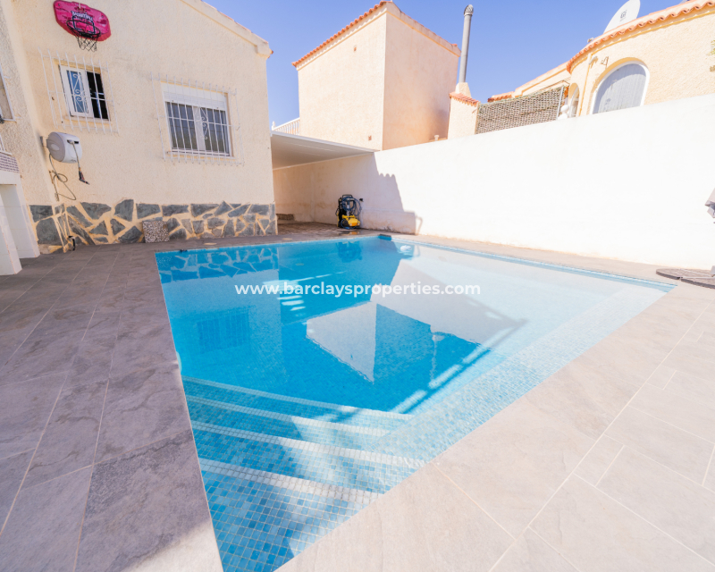 Resale - Fristaende Villa  - Urb. La Marina