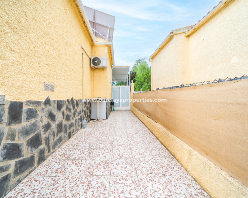 Resale - Fristaende Villa  - Urb. La Marina