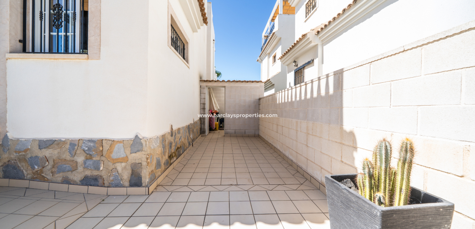 Resale - Fristaende Villa  - Urb. La Marina