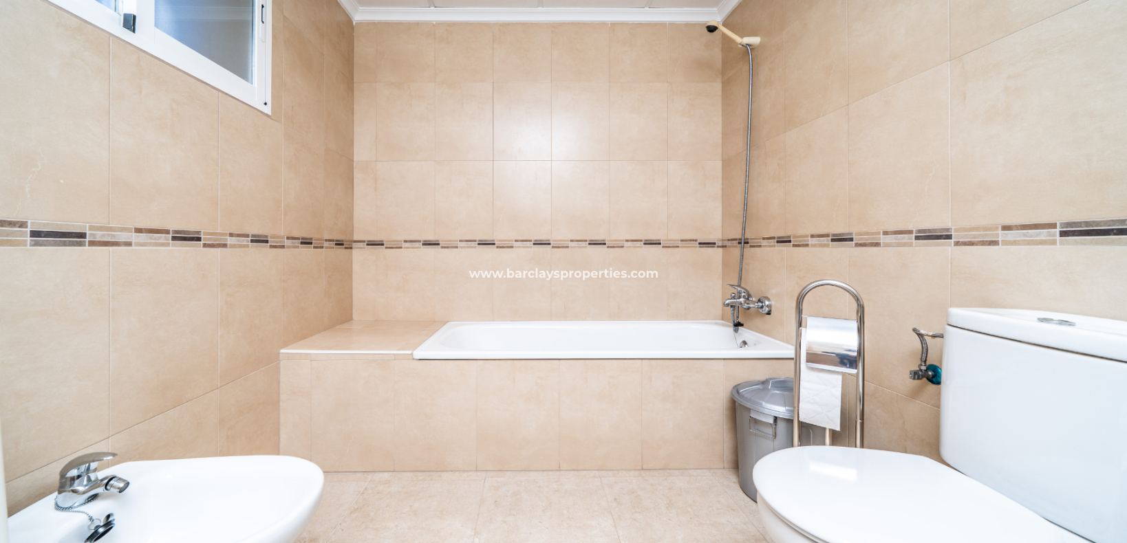 Resale - Fristaende Villa  - Urb. La Marina