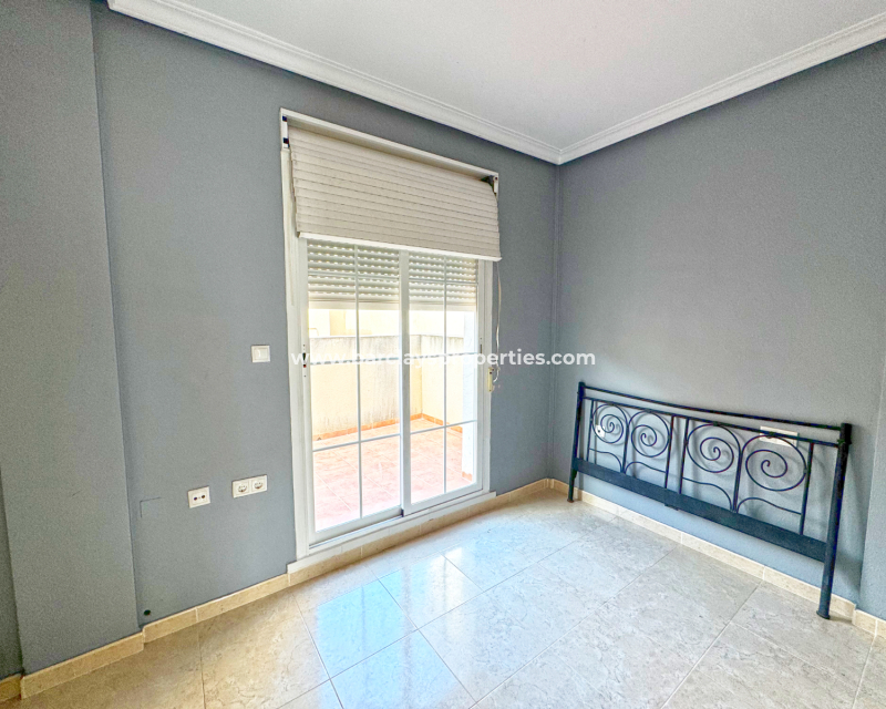 Resale - Fristaende Villa  - Urb. La Marina