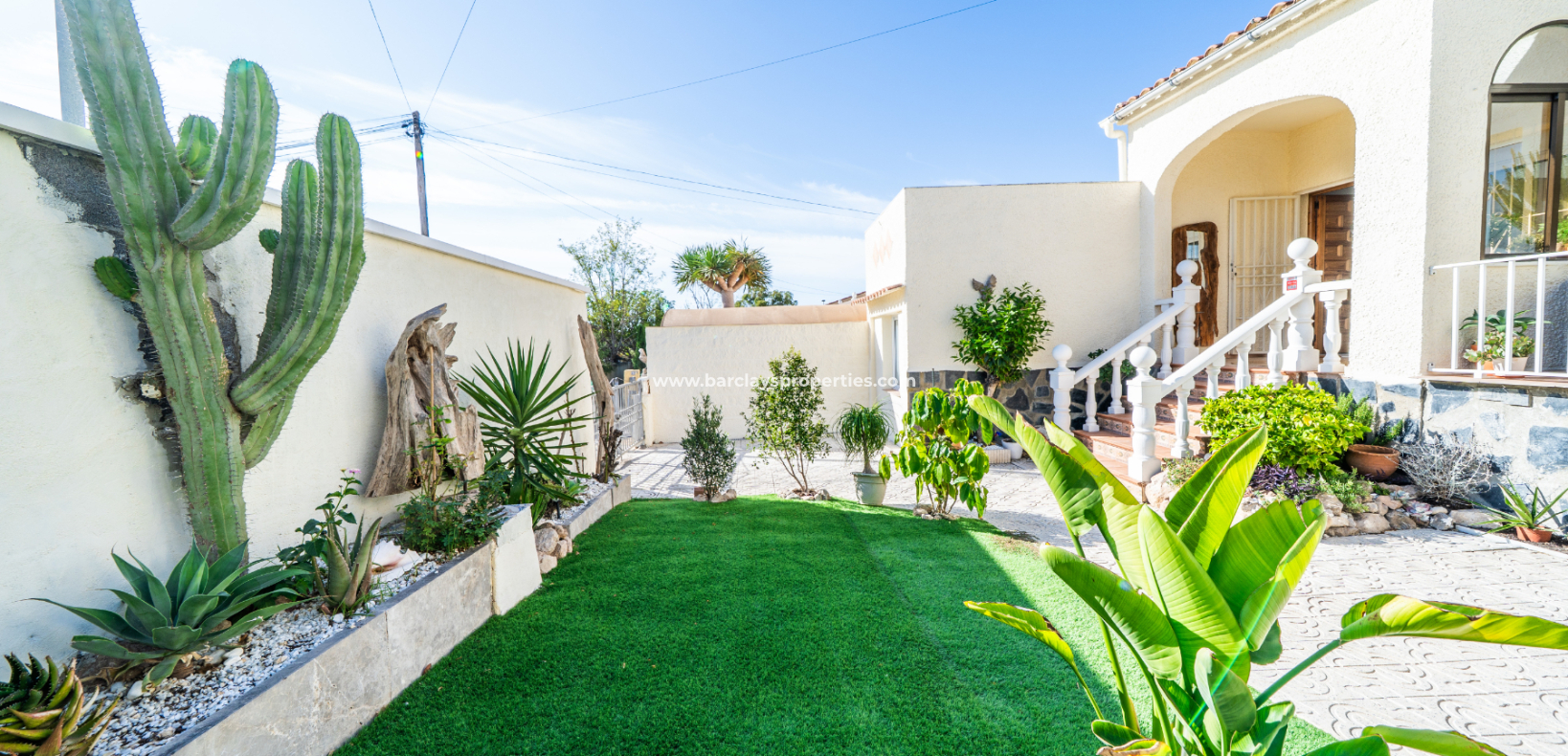 Resale - Fristaende Villa  - Urb. La Marina