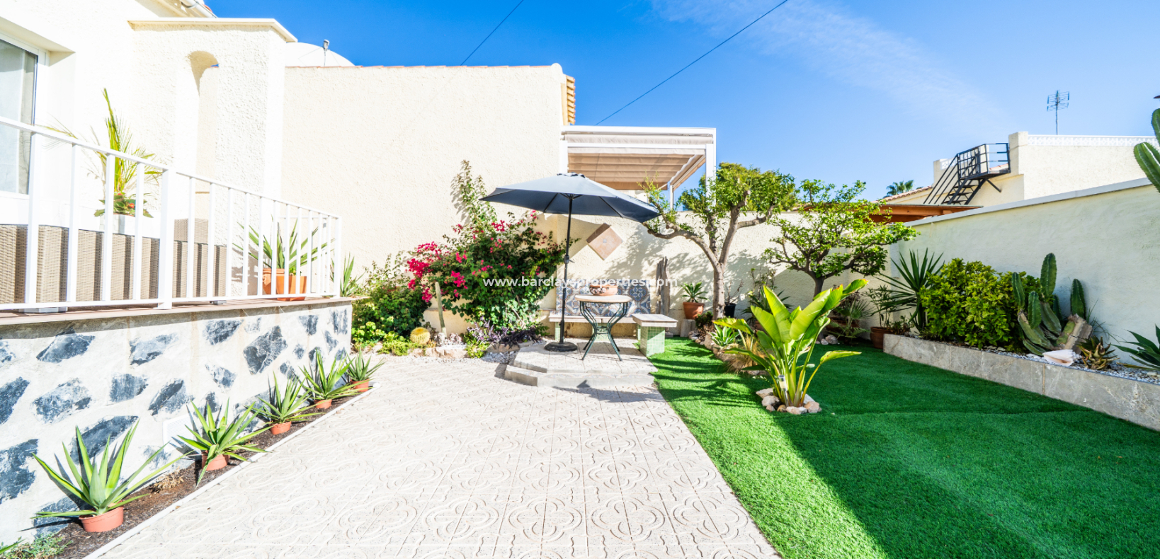 Resale - Fristaende Villa  - Urb. La Marina