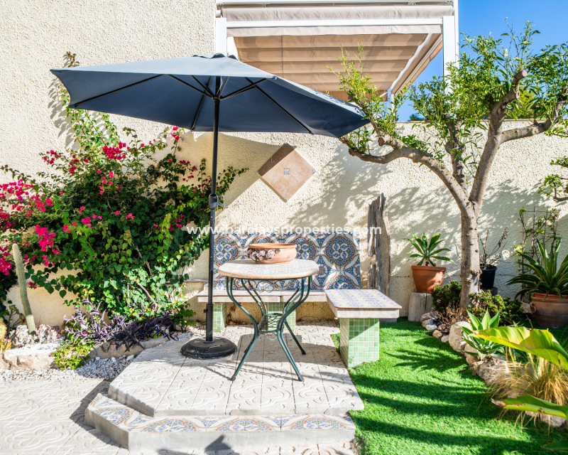 Resale - Fristaende Villa  - Urb. La Marina