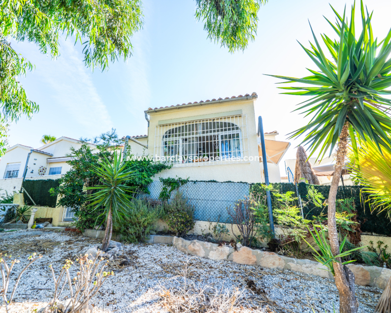 Resale - Fristaende Villa  - Urb. La Marina