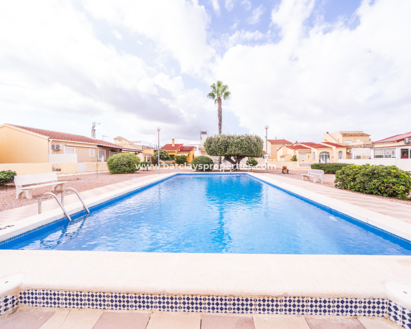 Resale - Fristaende Villa  - Urb. La Marina