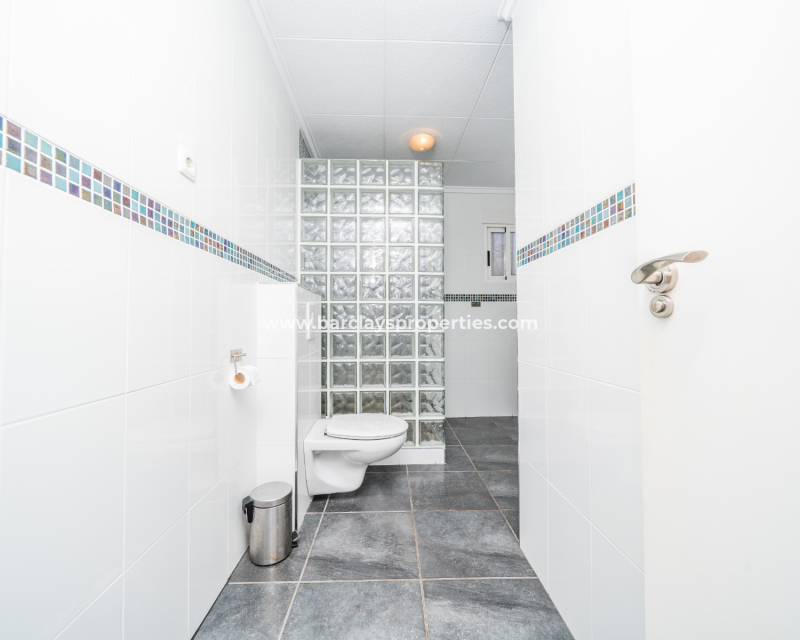 Resale - Fristaende Villa  - Urb. La Marina