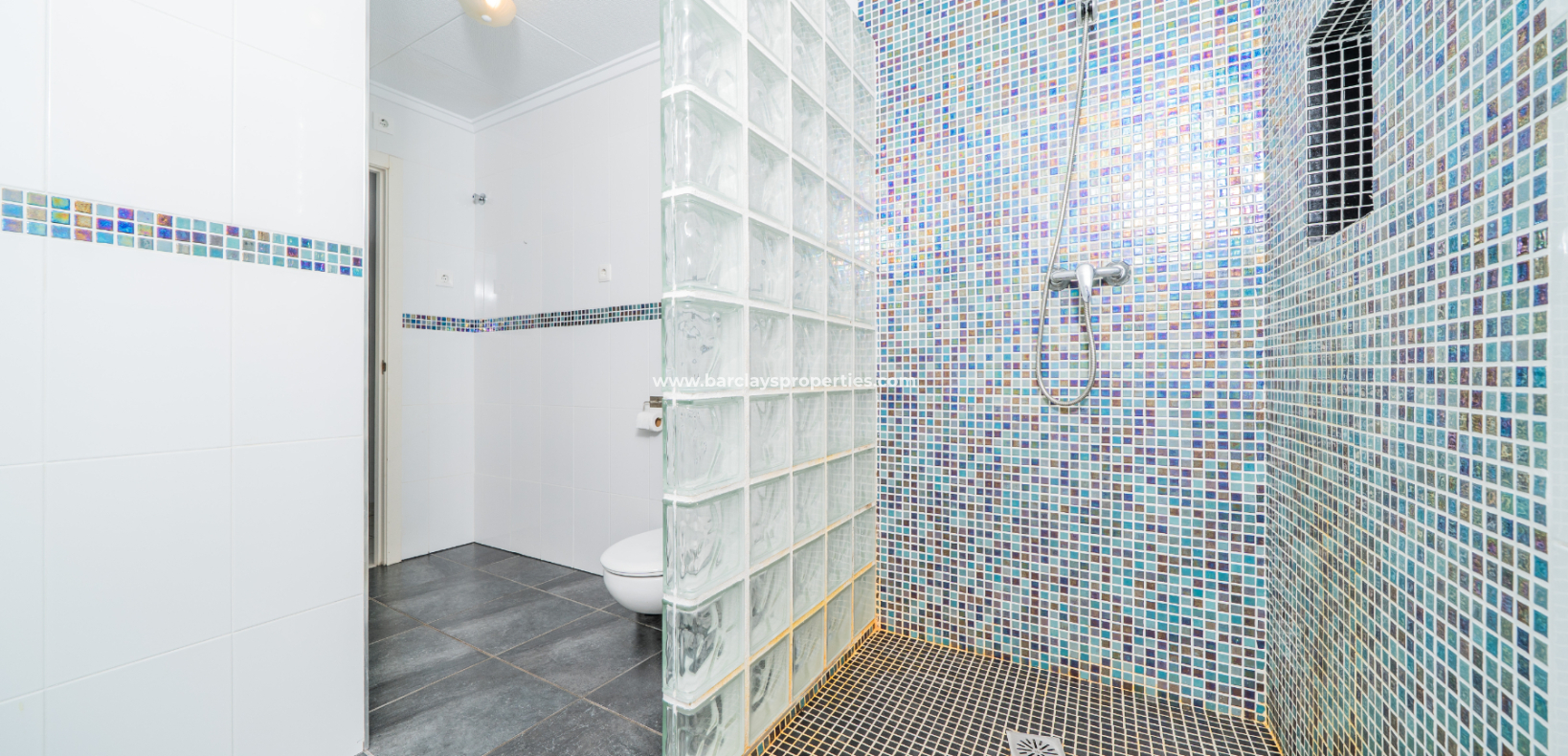 Resale - Fristaende Villa  - Urb. La Marina