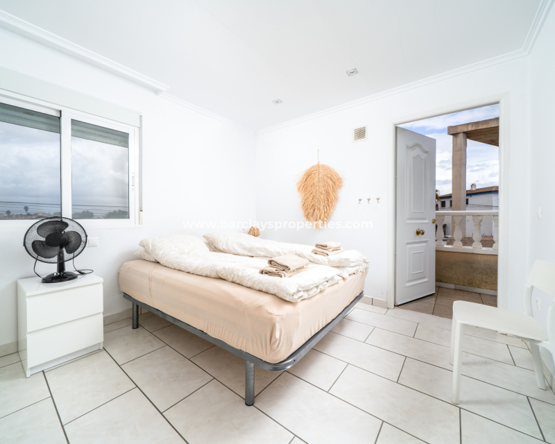 Resale - Fristaende Villa  - Urb. La Marina