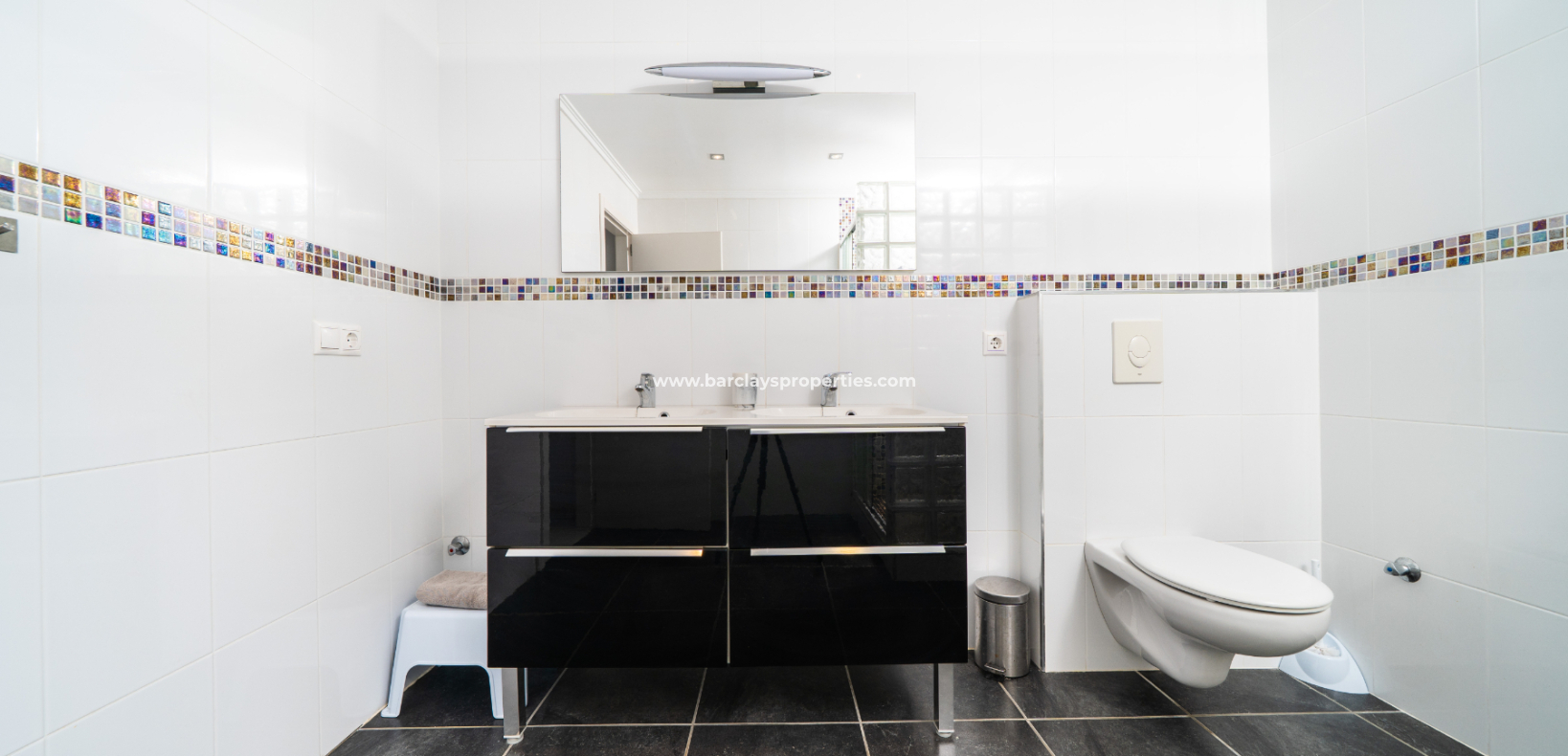 Resale - Fristaende Villa  - Urb. La Marina