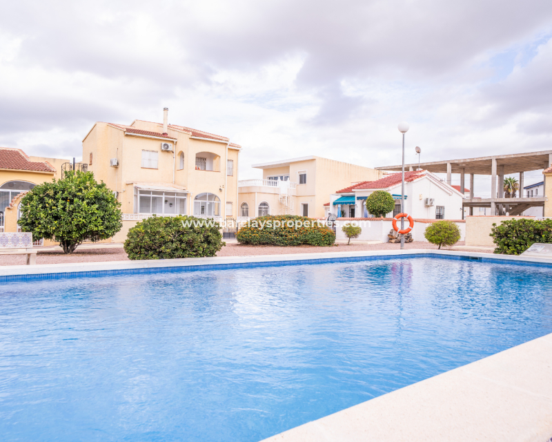 Resale - Fristaende Villa  - Urb. La Marina