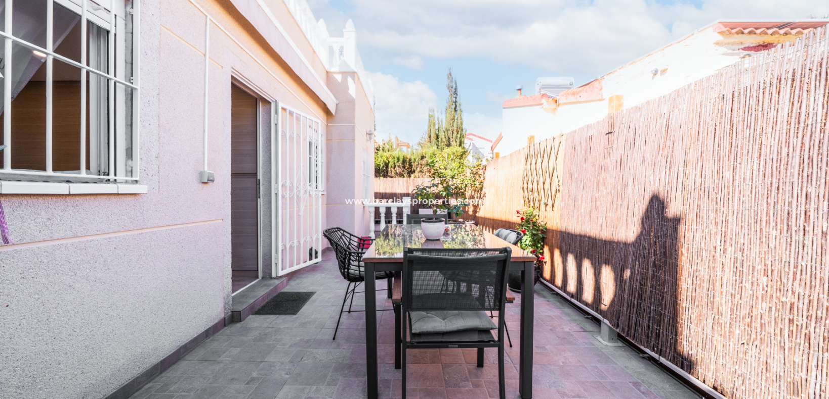 Resale - Fristaende Villa  - Urb. La Marina