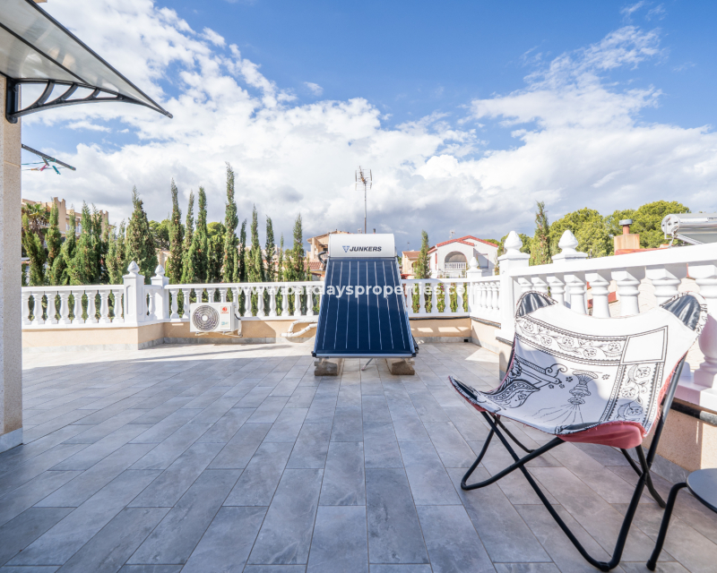 Resale - Fristaende Villa  - Urb. La Marina