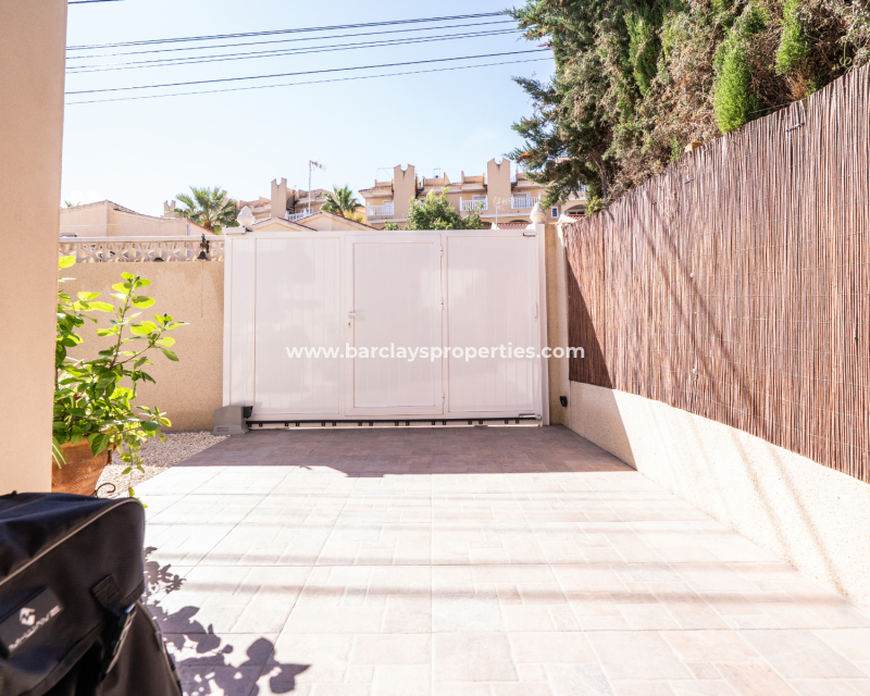 Resale - Fristaende Villa  - Urb. La Marina