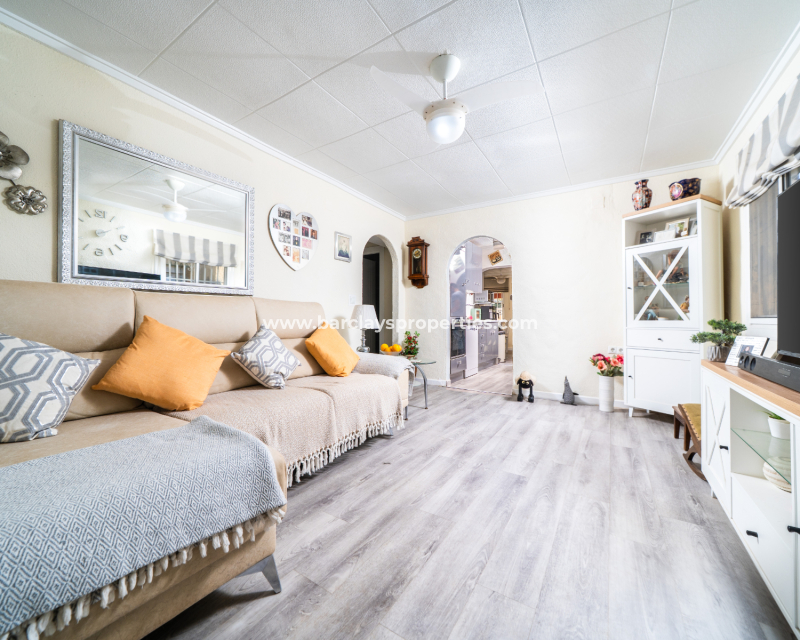 Resale - Fristaende Villa  - Urb. La Marina