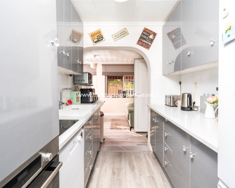 Resale - Fristaende Villa  - Urb. La Marina