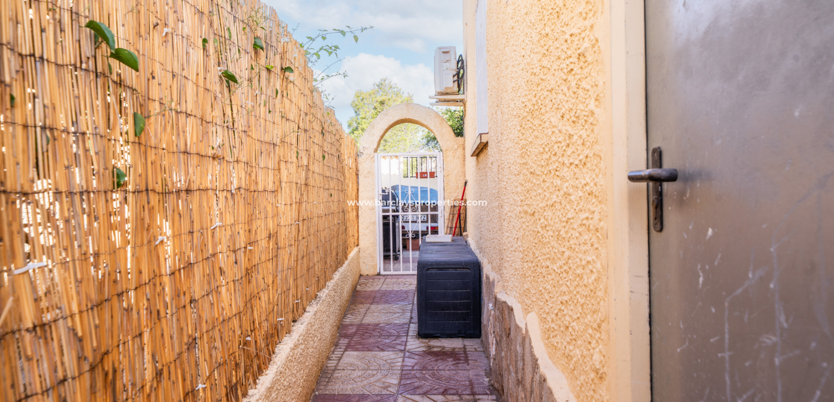 Resale - Fristaende Villa  - Urb. La Marina