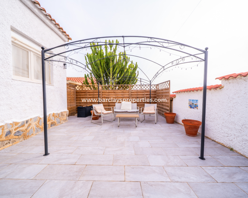 Resale - Fristaende Villa  - Urb. La Marina