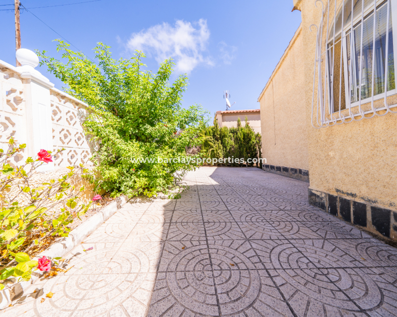 Resale - Fristaende Villa  - Urb. La Marina