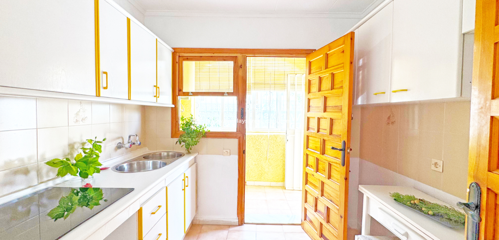 Resale - Fristaende Villa  - Urb. La Marina