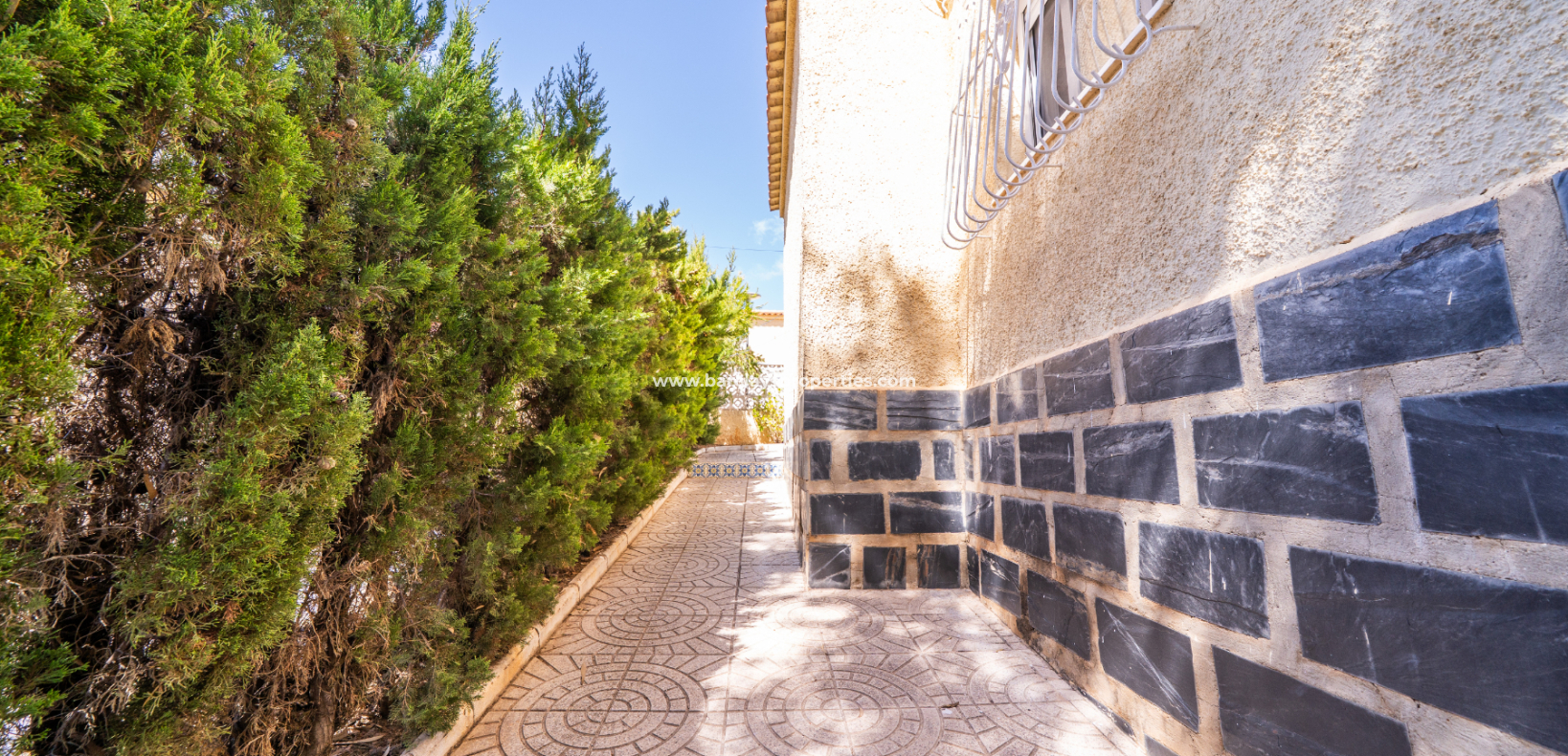 Resale - Fristaende Villa  - Urb. La Marina