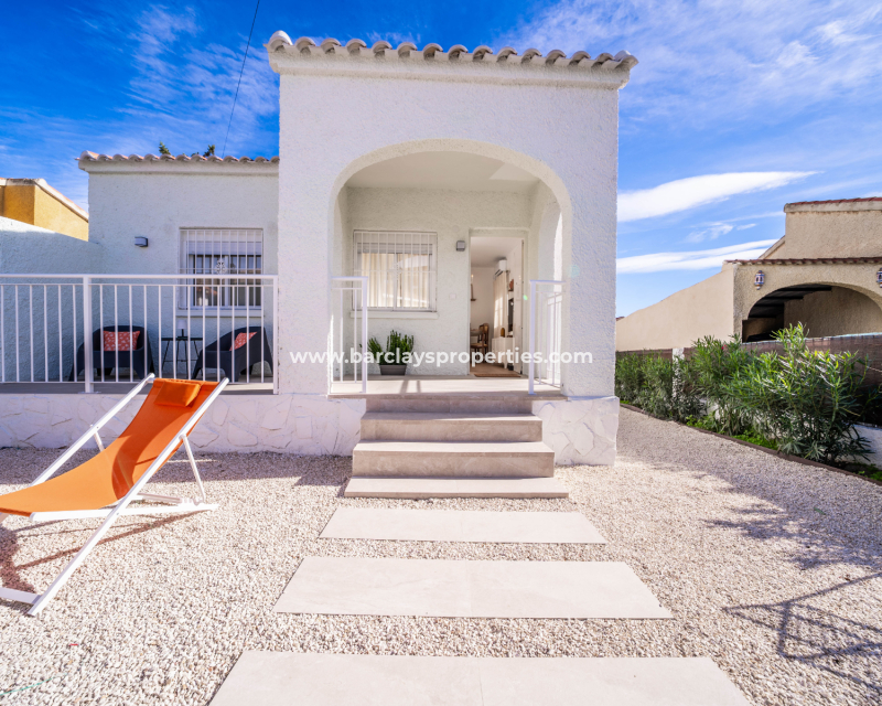 Resale - Fristaende Villa  - Urb. La Marina