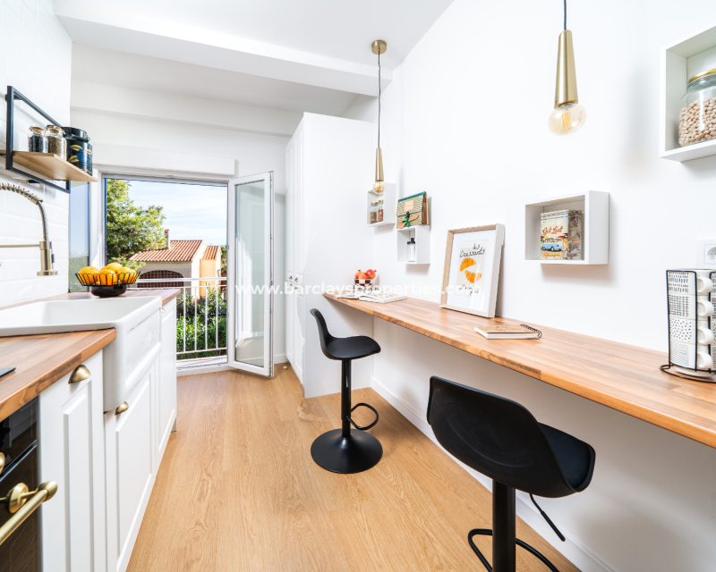 Resale - Fristaende Villa  - Urb. La Marina