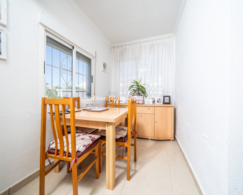 Resale - Fristaende Villa  - Urb. La Marina